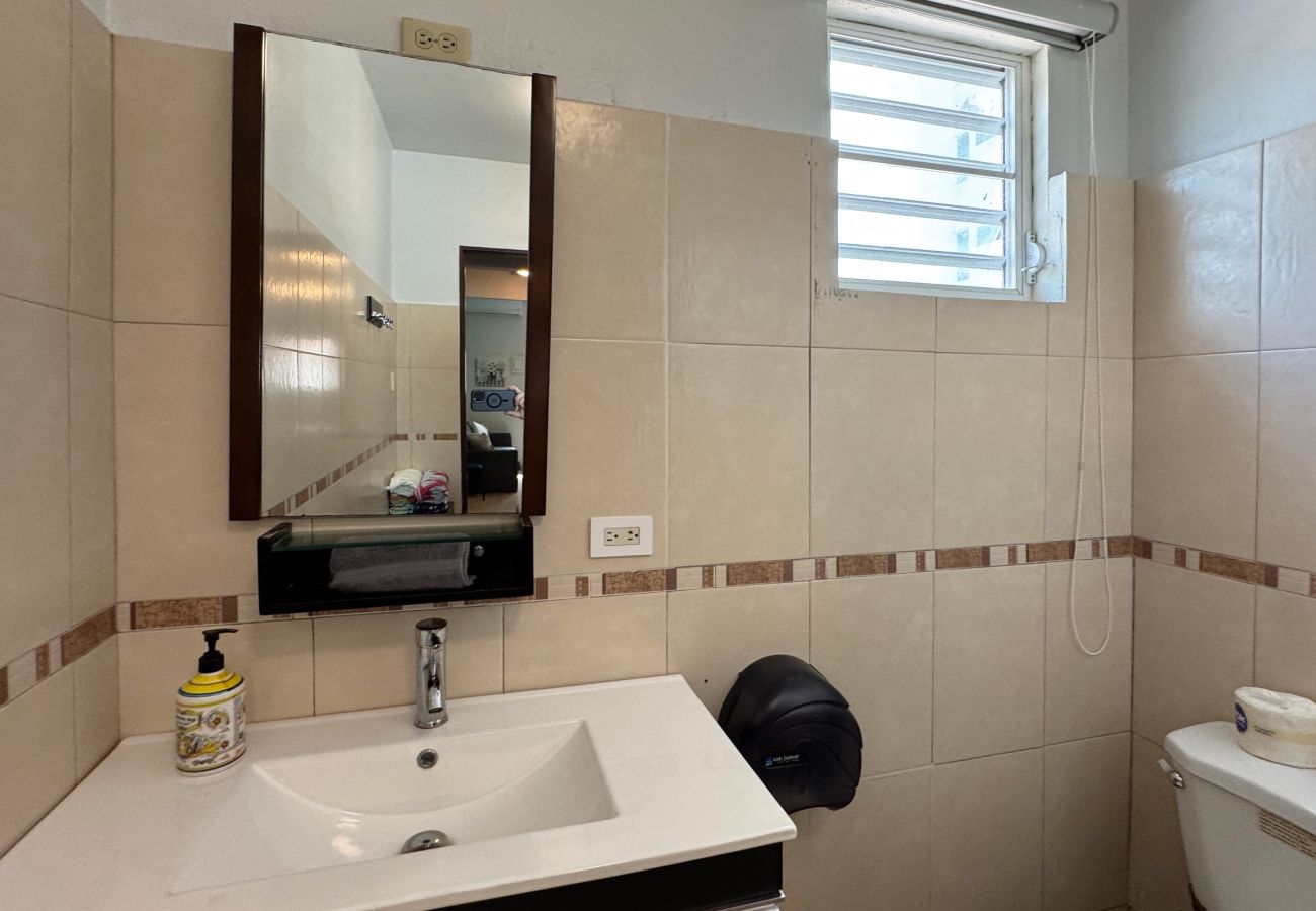 Apartment in San Juan - Condado Escape | 2BR with Rooftop Terrace & Charm