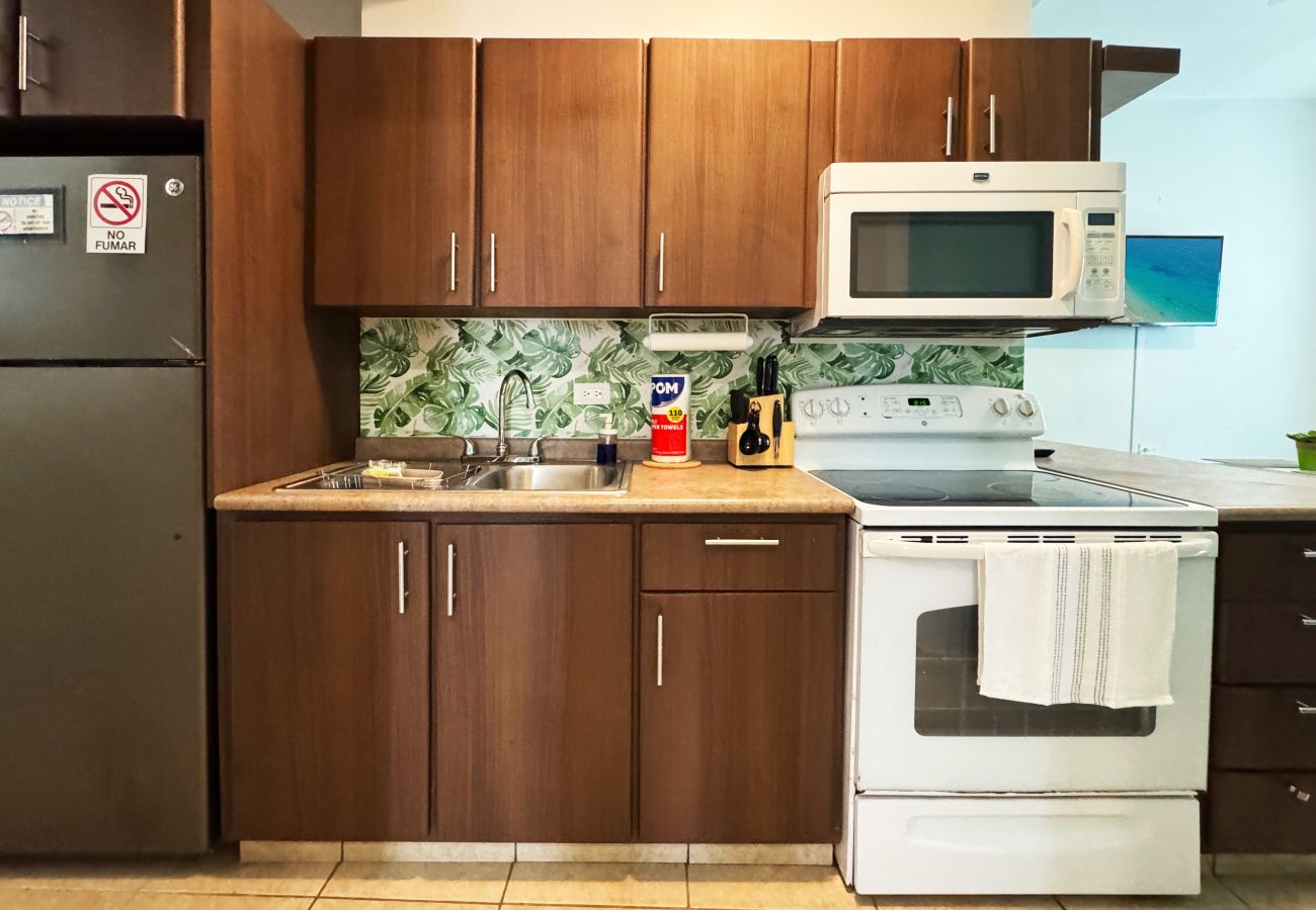 Apartment in San Juan - Condado Escape | 2BR with Rooftop Terrace & Charm