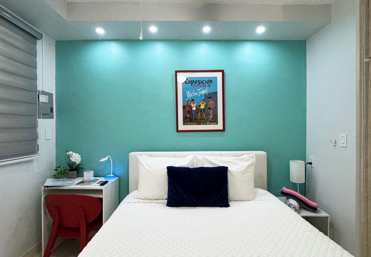 Studio in San Juan - Updated Condado Queen Studio | Near Beach & Dining