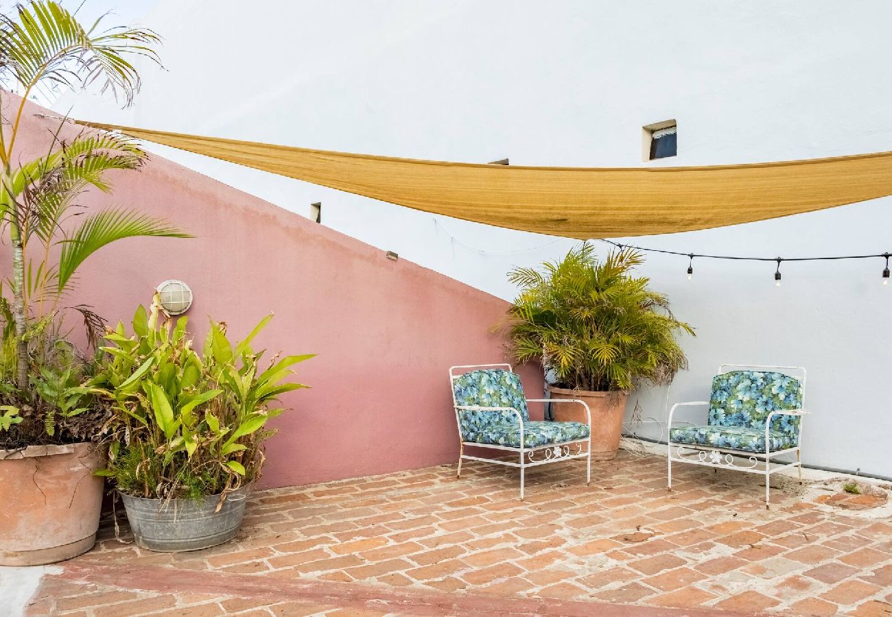 Apartment in San Juan - Center of Old San Juan with Rooftop Garden 