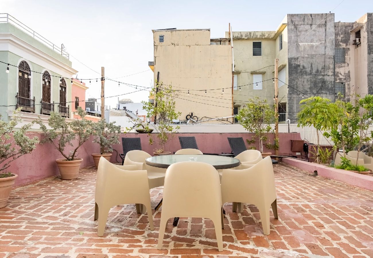 Apartment in San Juan - Center of Old San Juan with Rooftop Garden 