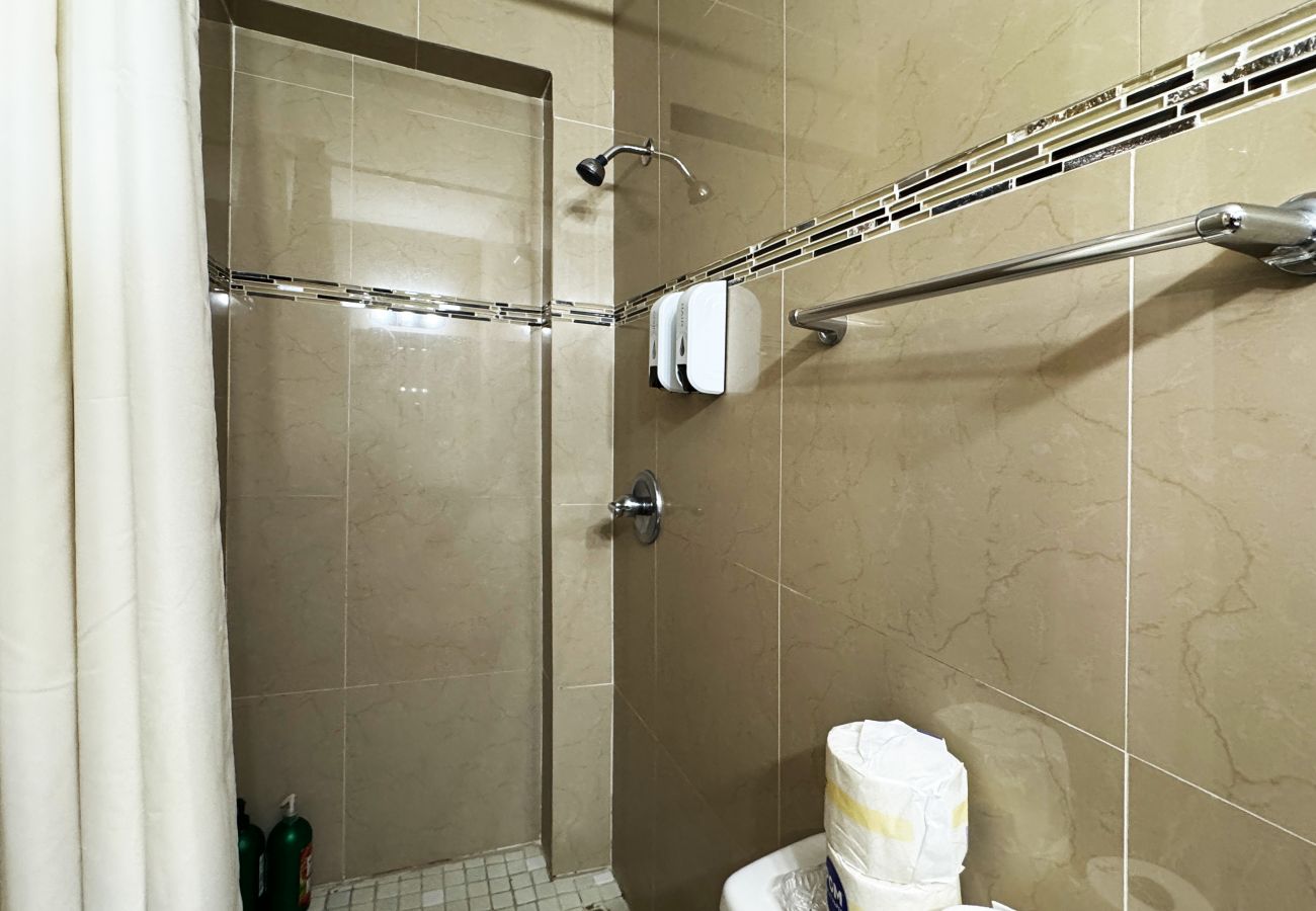 Apartment in San Juan - Couples Condado Stay | 1BR Near Dining & Beach