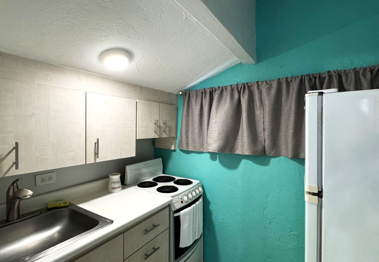 Apartment in San Juan - Couples Condado Stay | 1BR Near Dining & Beach
