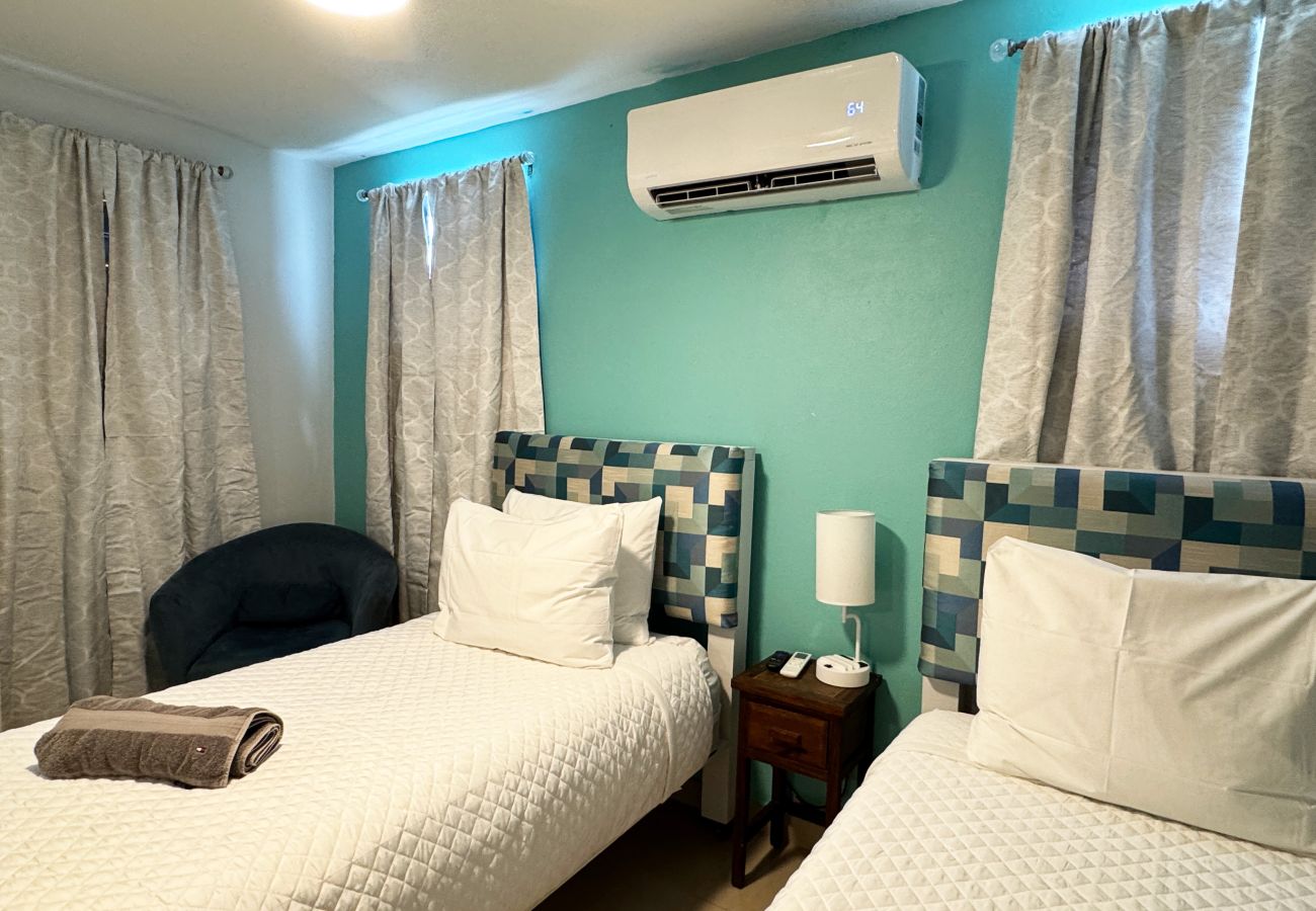 Apartment in San Juan - Spacious 2BR/1BA in Condado Near Beach & Hotspots