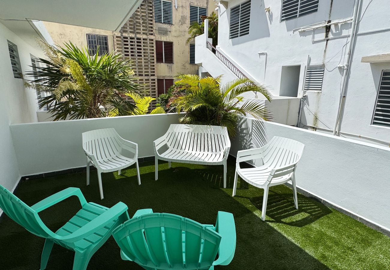 Apartment in San Juan - Spacious 2BR/1BA in Condado Near Beach & Hotspots