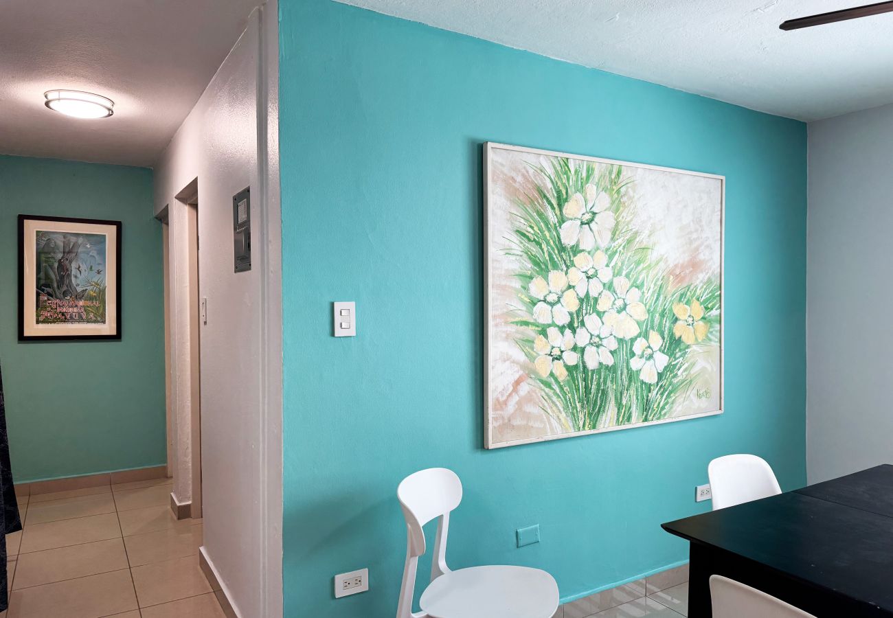 Apartment in San Juan - Spacious 2BR/1BA in Condado Near Beach & Hotspots