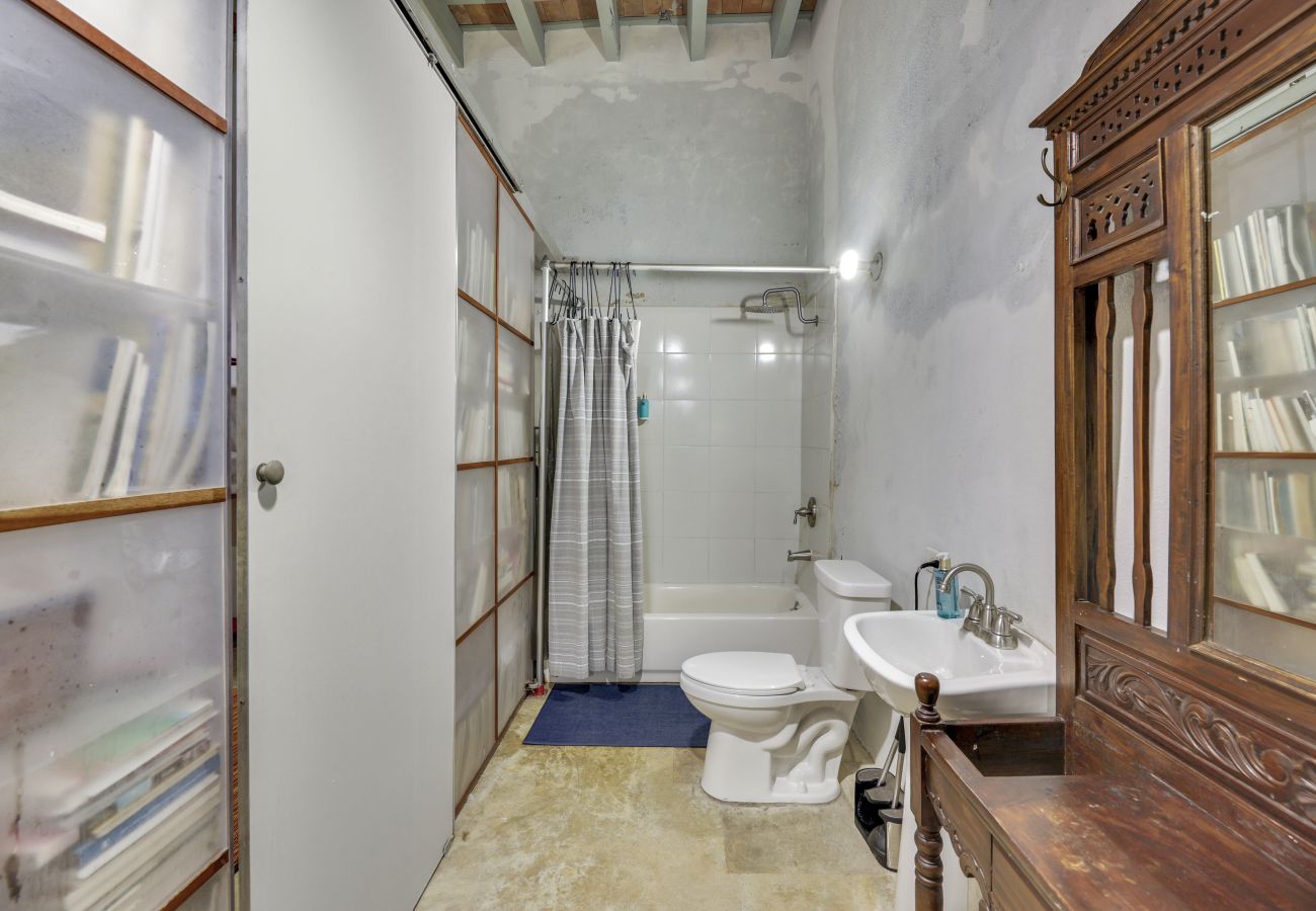 Apartment in San Juan - Cozy Studio Gem: Old San Juan, Near Attractions