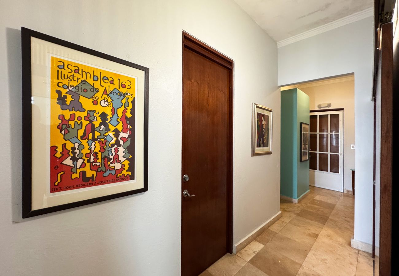 Apartment in San Juan - Condado Group Stay – 3BR 2BA Near Beach