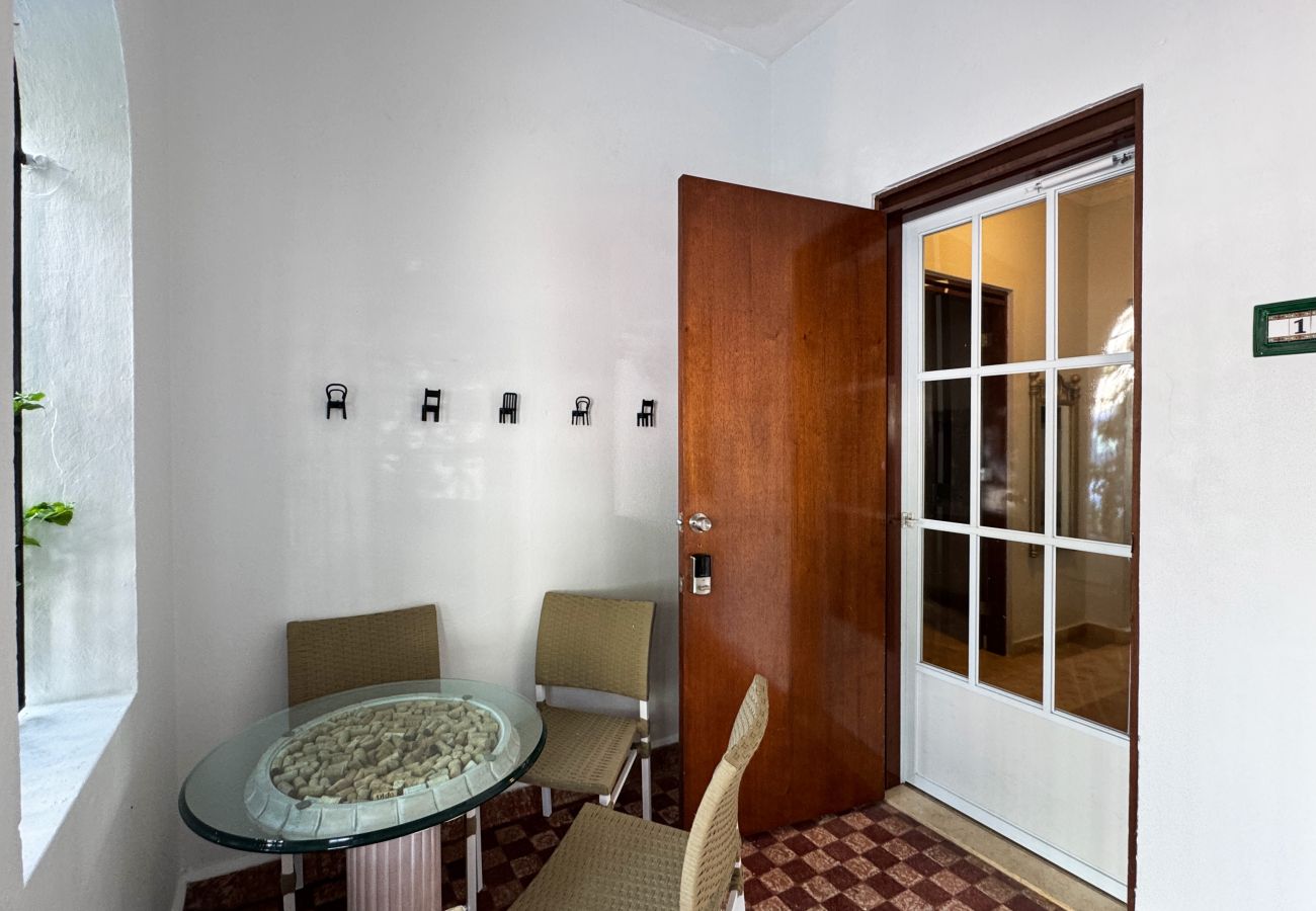 Apartment in San Juan - Condado Group Stay – 3BR 2BA Near Beach
