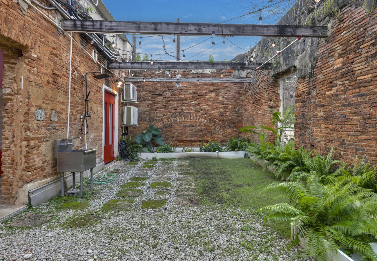 House in San Juan - Rooftop Garden Oasis in the Heart of Old San Juan