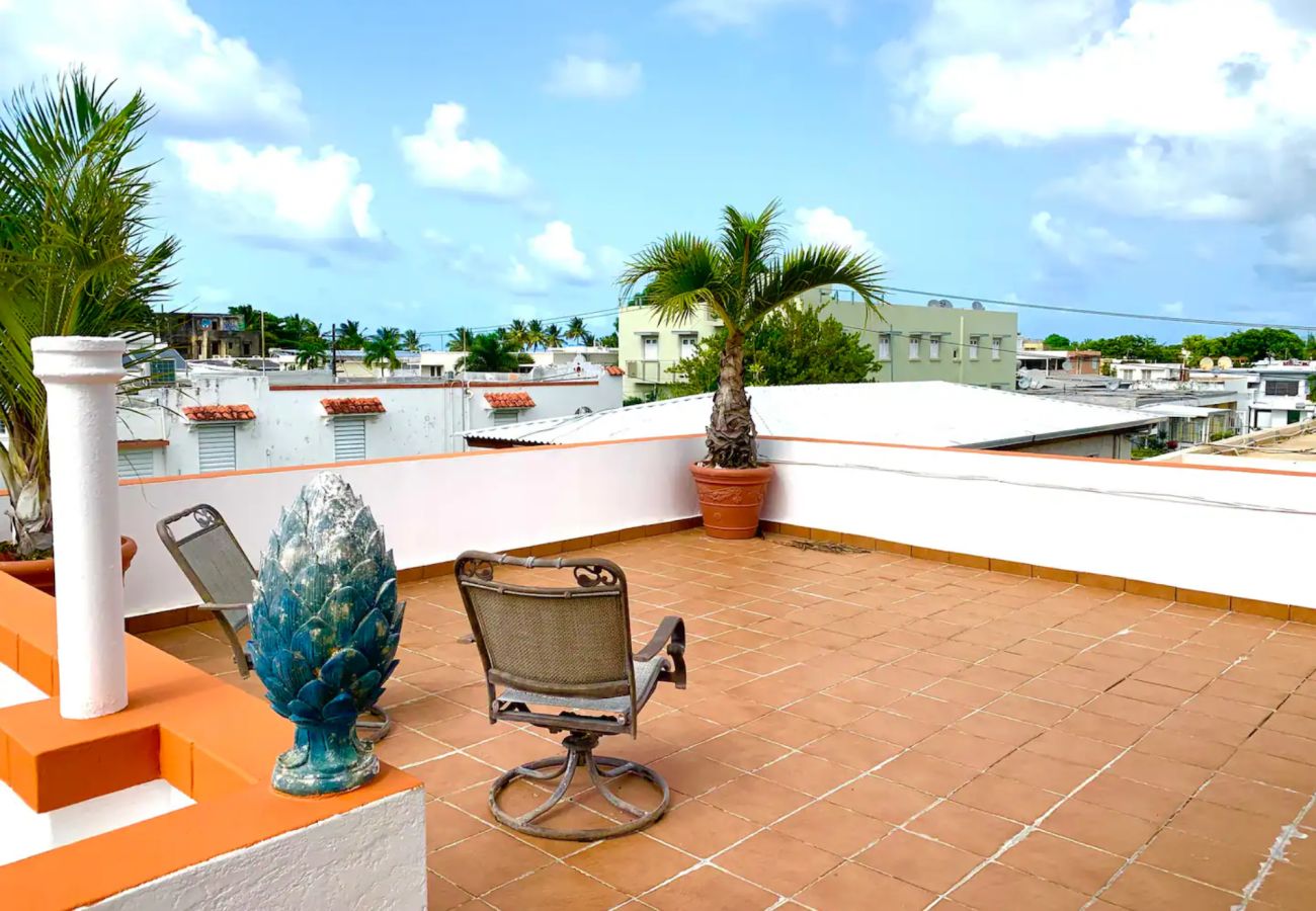 Apartment in Santurce - Beachside, Private Rooftop w/ Generator 