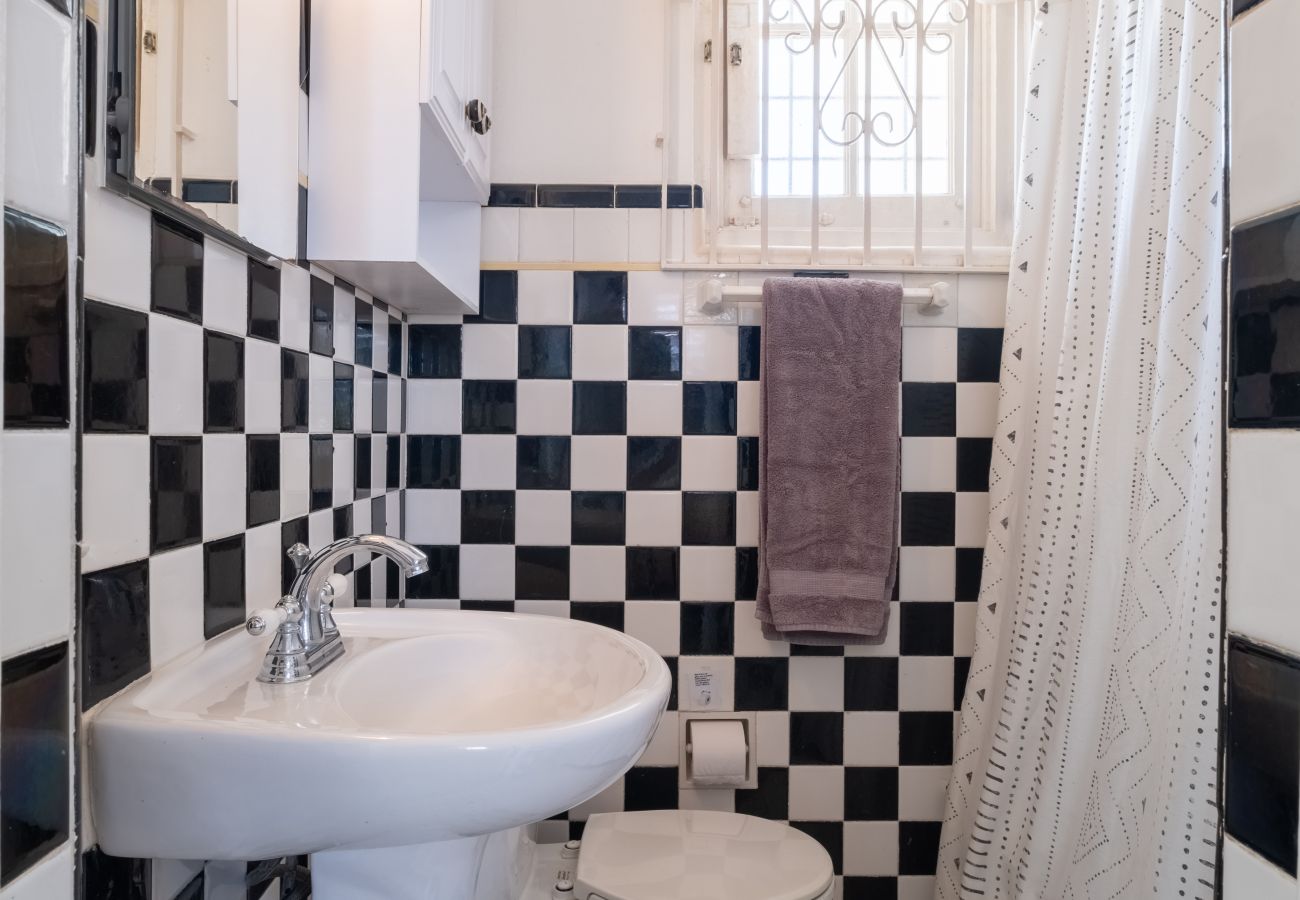 House in Santurce - Multi-unit beachside complex for up to 12 guests!