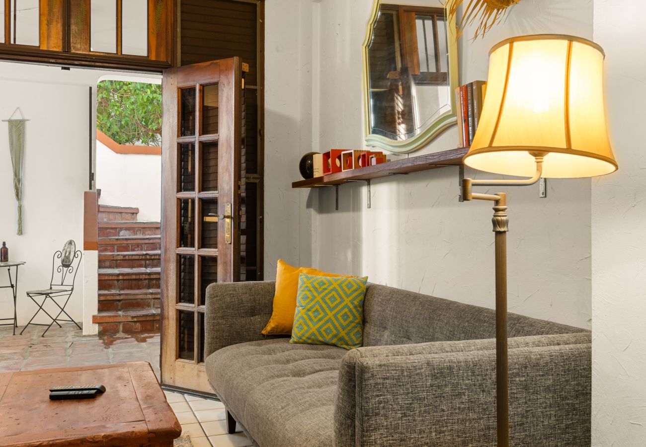 House in Santurce - Multi-unit beachside complex for up to 12 guests!