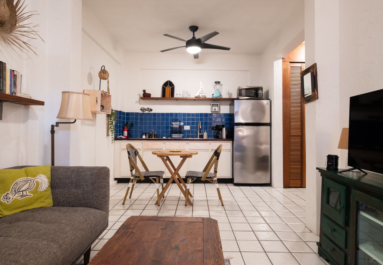 House in Santurce - Multi-unit beachside complex for up to 12 guests!