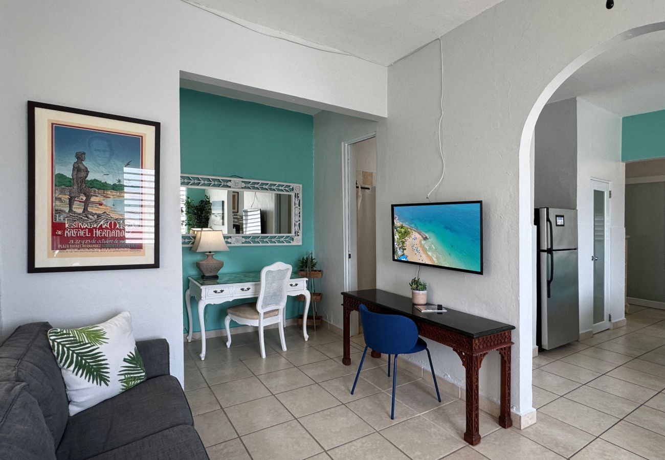 Apartment in San Juan - Condado 4BR/2BA Rooftop, Patios & Walk to Hotspots