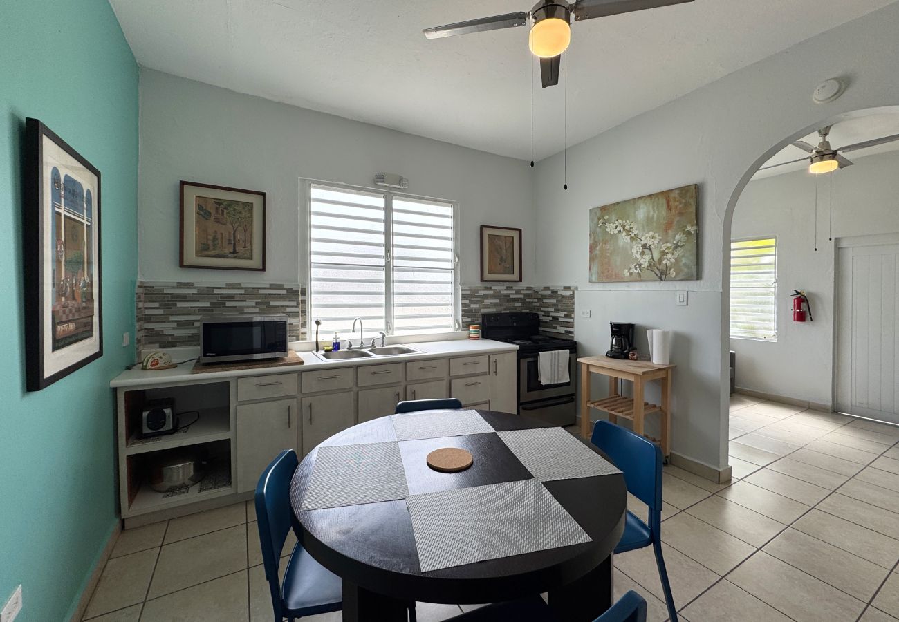 Apartment in San Juan - Condado 4BR/2BA Rooftop, Patios & Walk to Hotspots