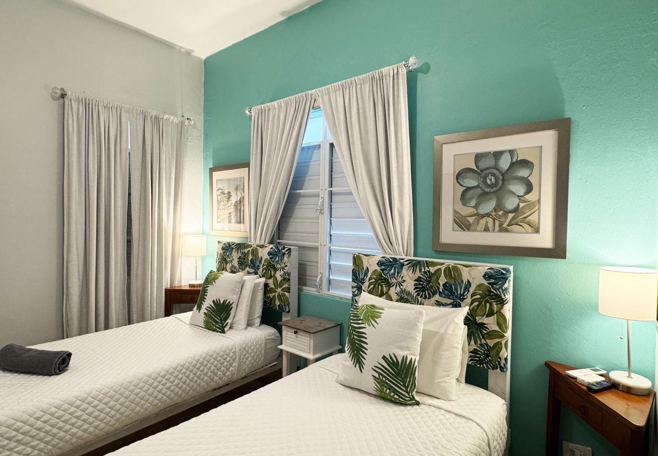Apartment in San Juan - Condado 4BR/2BA Rooftop, Patios & Walk to Hotspots