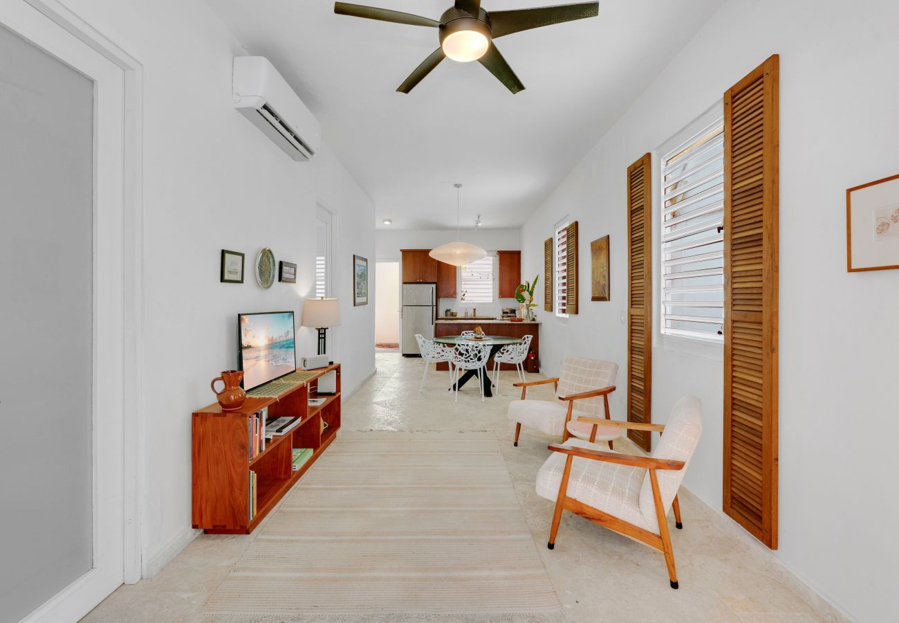 Apartment in San Juan - 2BR Near Beach & Old San Juan • Patio • Sleeps 4