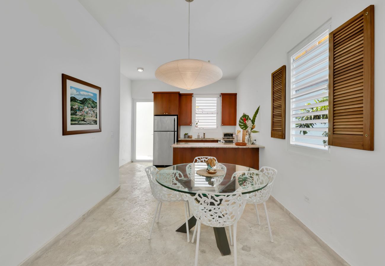 Apartment in San Juan - 2BR Near Beach & Old San Juan • Patio • Sleeps 4