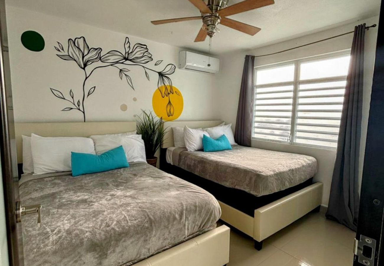 House in Vega Baja - Hacienda M&B · Perfect for Groups, with Pool and Spacious Patio