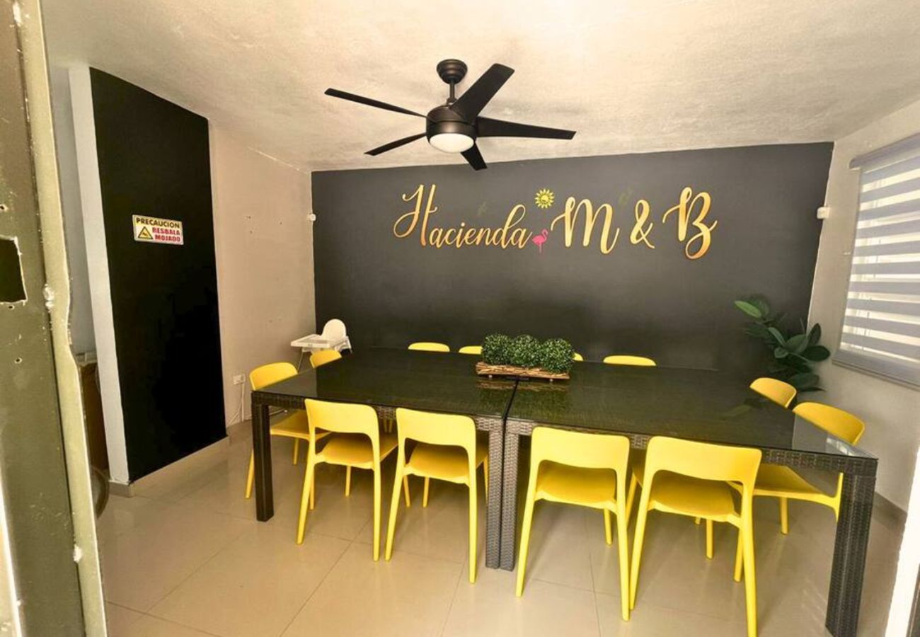 House in Vega Baja - Hacienda M&B · Perfect for Groups, with Pool and Spacious Patio