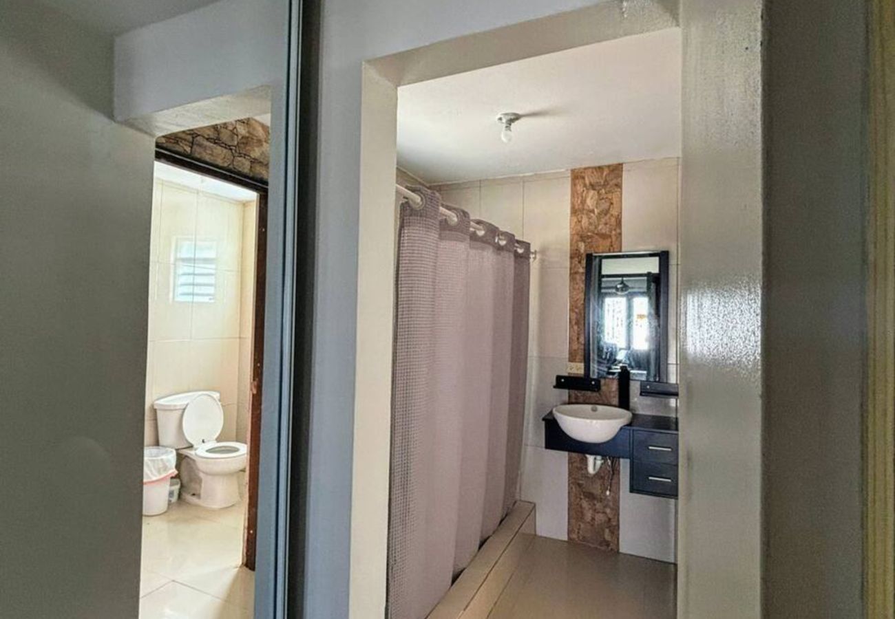House in Vega Baja - Hacienda M&B · Perfect for Groups, with Pool and Spacious Patio