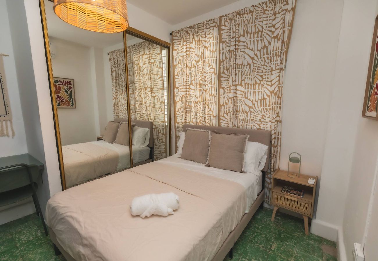 Apartment in San Juan - Sunny Escape Close to Beach, Dining & Fun! 