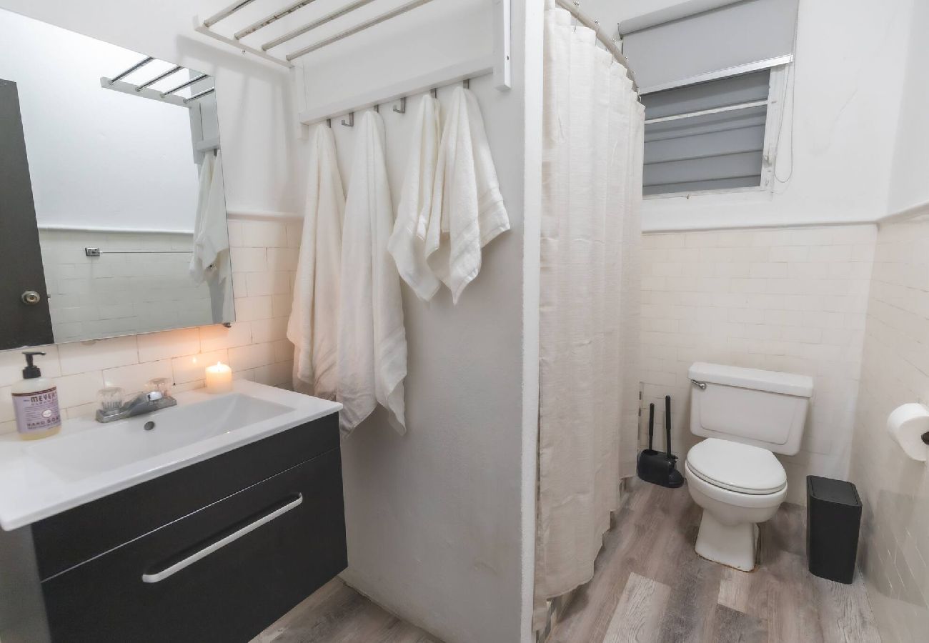 Apartment in San Juan - Sunny Escape Close to Beach, Dining & Fun! 