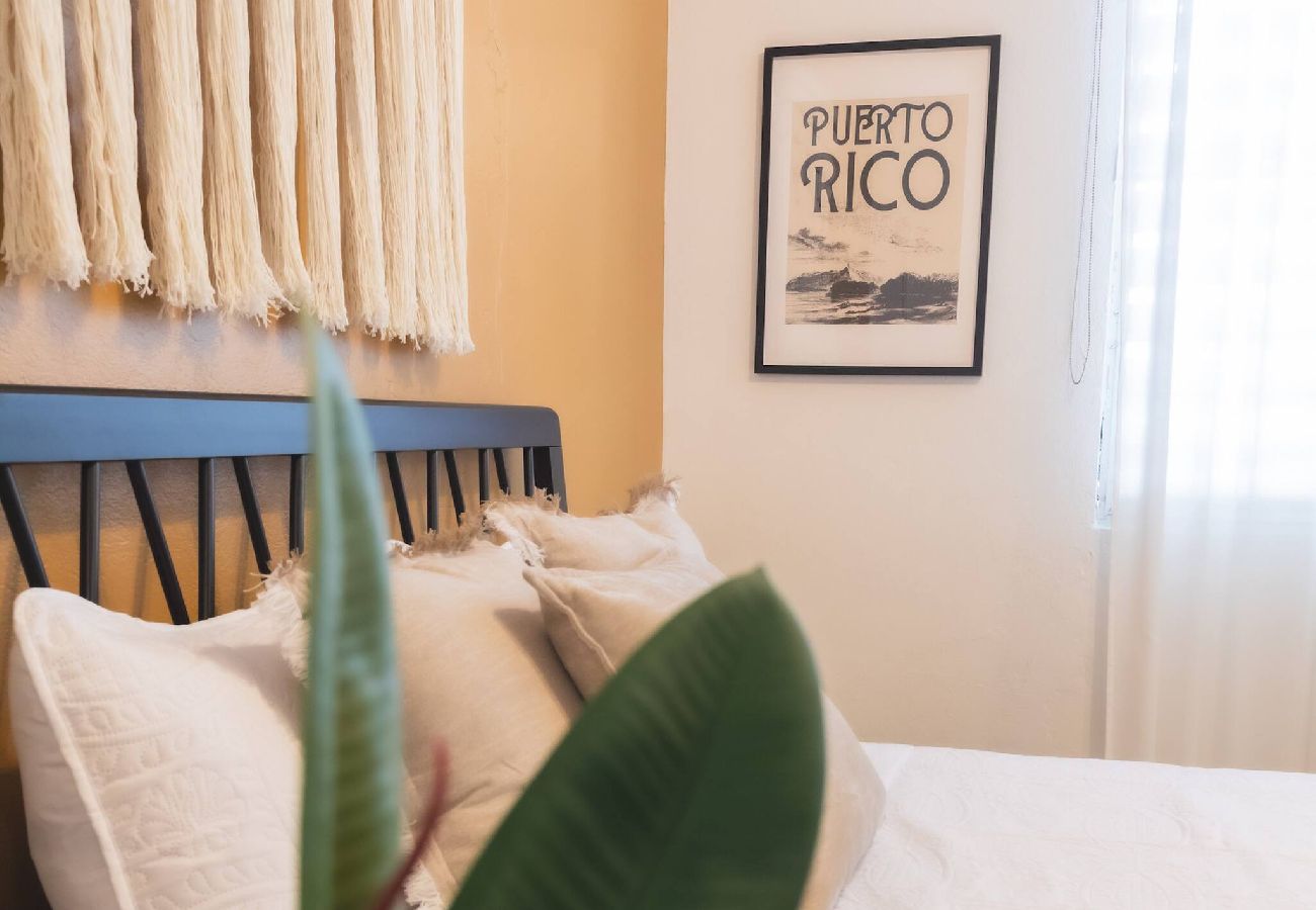 Apartment in San Juan - Prime Apartment Near Beach, Dining & Nightlife! 