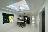 Apartment in White House - Whitehouse 2-Bed Apartment Sea View Balcony