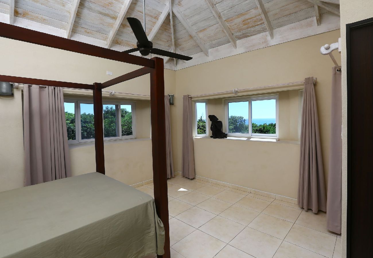 House in White House - Spacious 4-Bedroom Penthouse | Stunning sea views! 