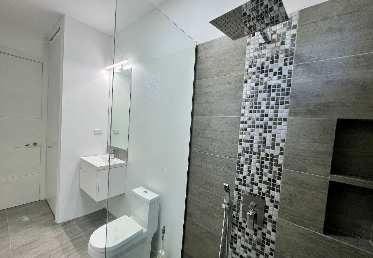 Apartment in White House - The Indianna ~ Luxury Pool & Spa 