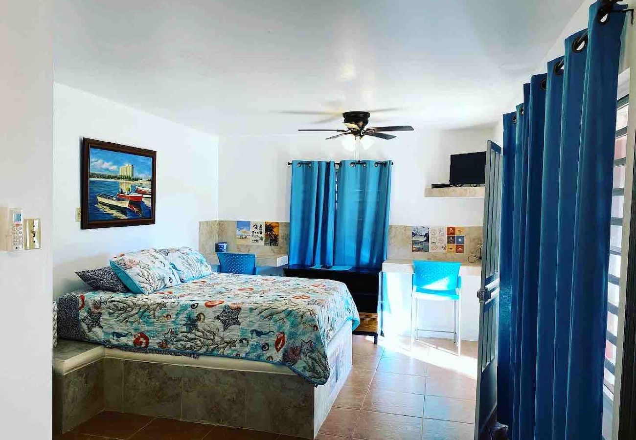 Studio in Rincon - Charming Studio by Sandy Beach – Affordable & Private