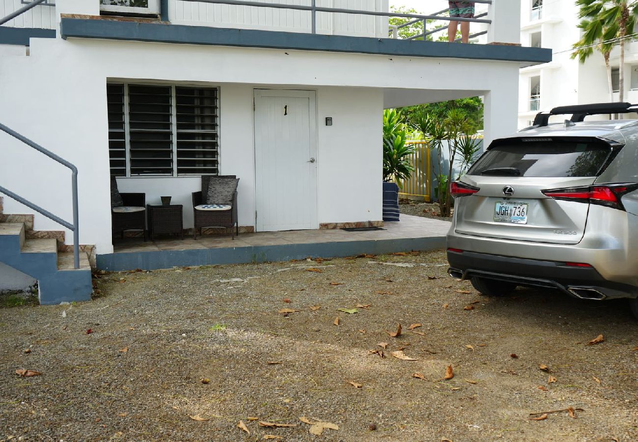 Studio in Rincon - Charming Studio by Sandy Beach – Affordable & Private
