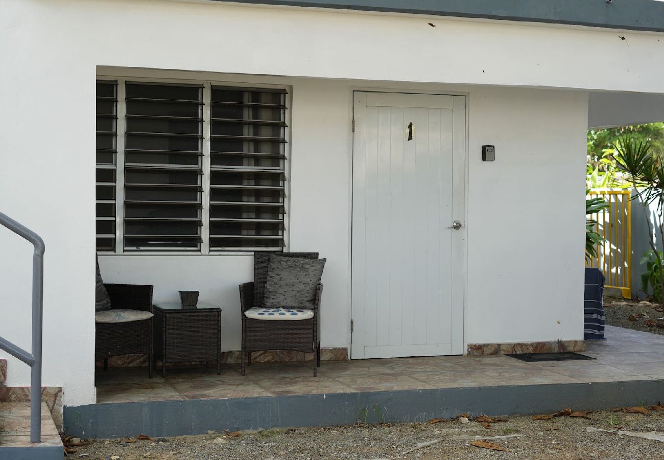 Studio in Rincon - Charming Studio by Sandy Beach – Affordable & Private