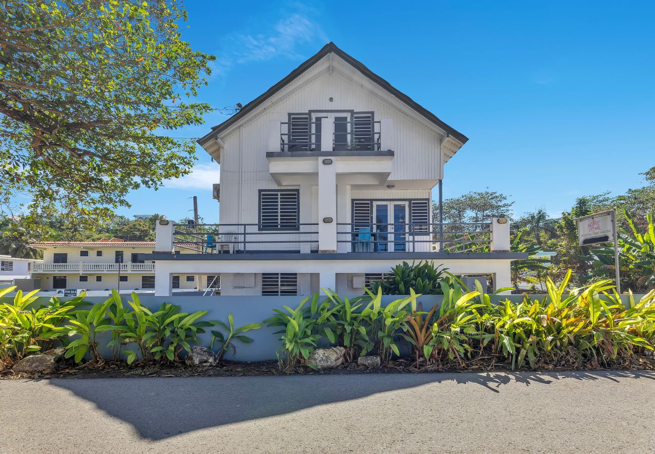 Studio in Rincon - Studio w/ Patio • Walk to Sandy Beach