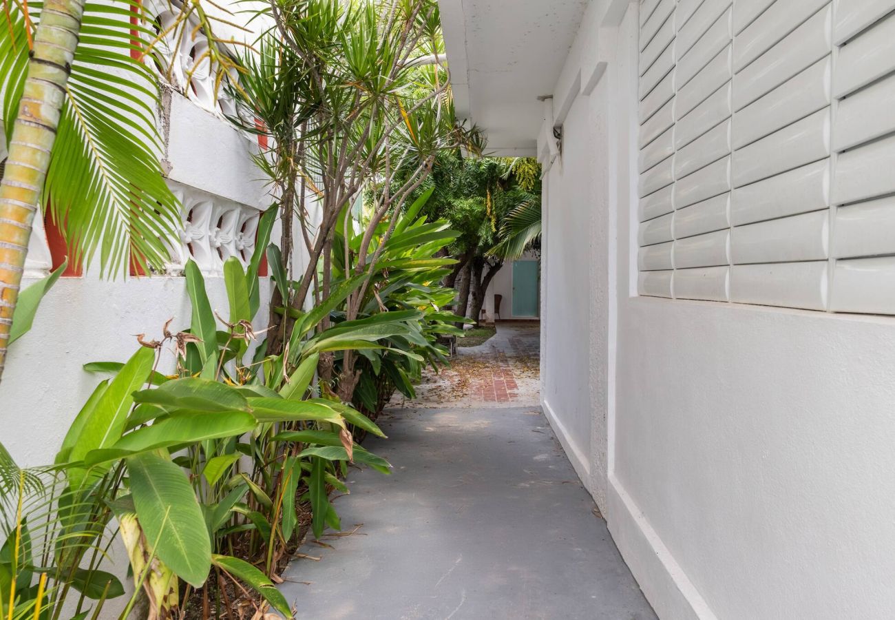 Apartment in Santurce - Isla Verde Retreats | 2 Stylish Homes by the Ocean