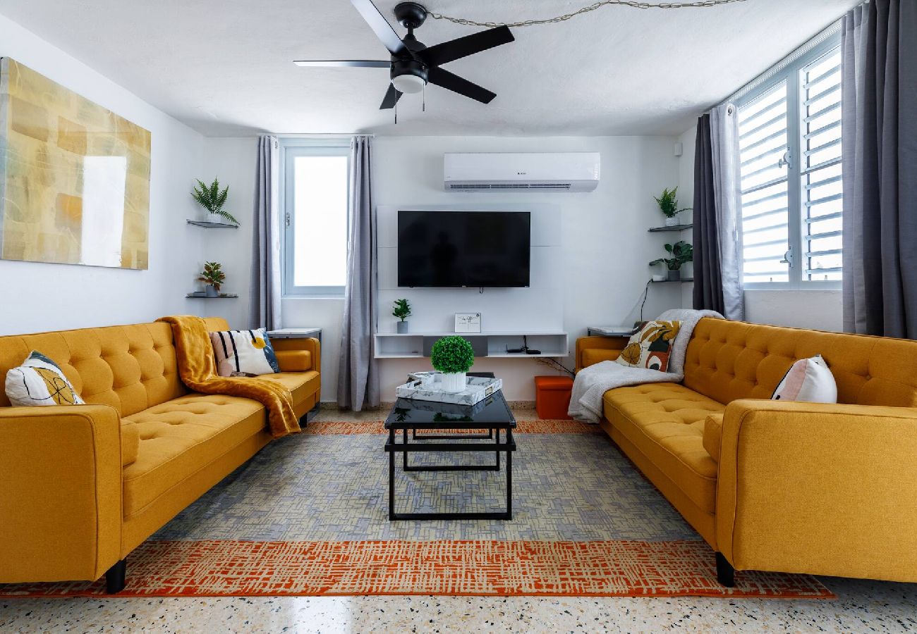 House in Ceiba - Stylish 3 Bed/2Bath with Pool & Solar Panels 