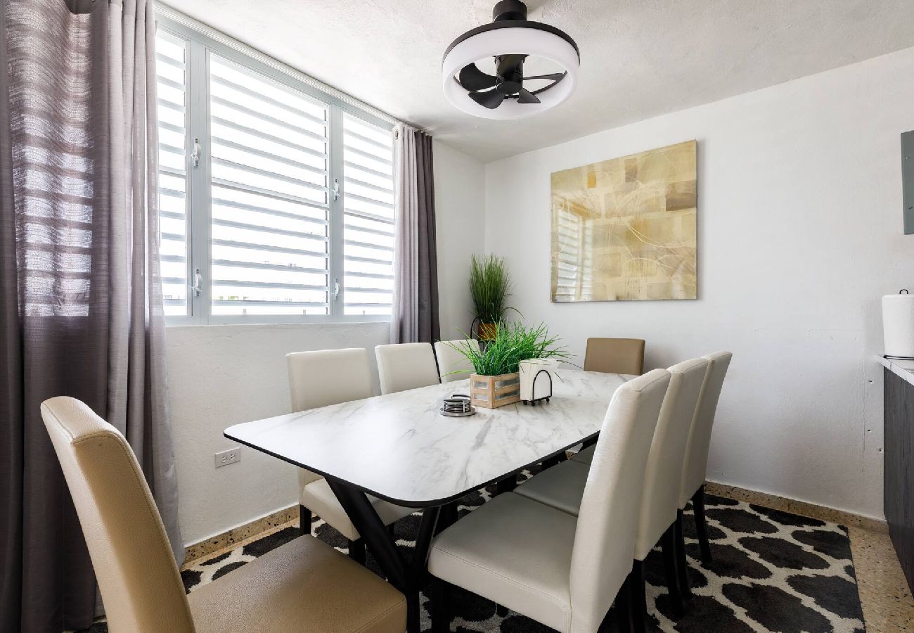 House in Ceiba - Stylish 3 Bed/2Bath with Pool & Solar Panels 