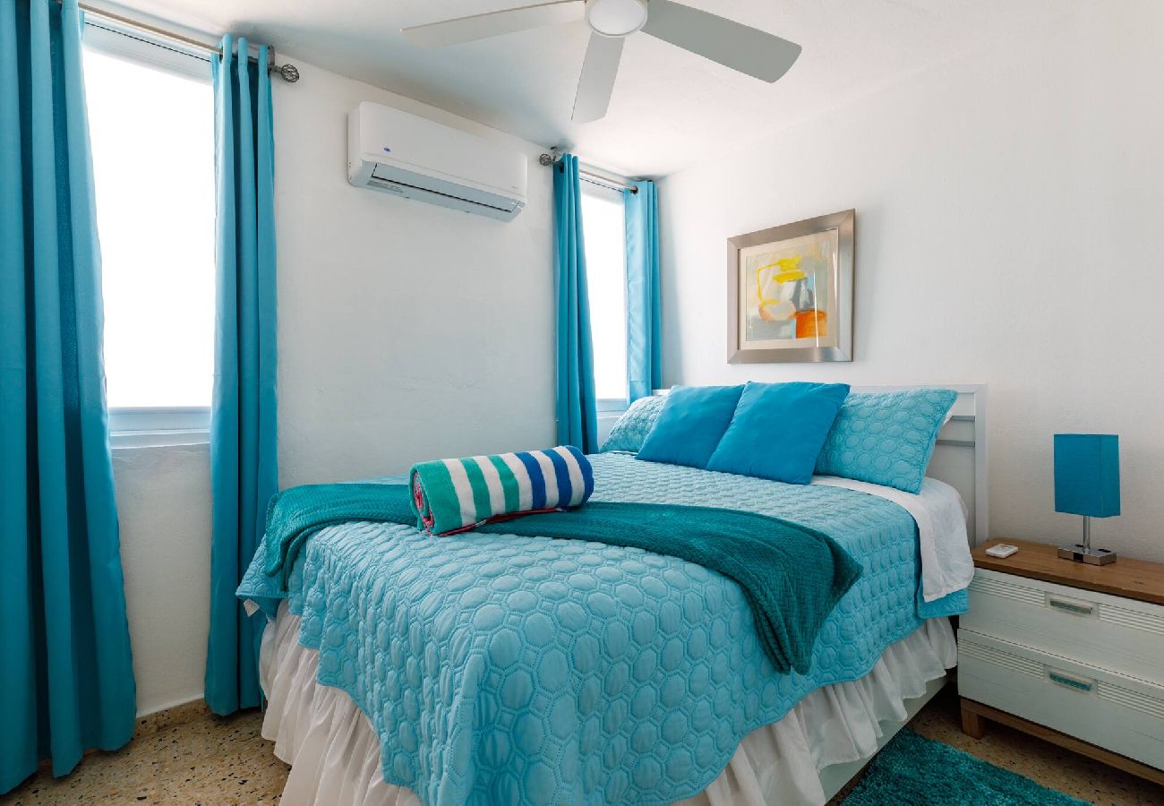 House in Ceiba - Stylish 3 Bed/2Bath with Pool & Solar Panels 
