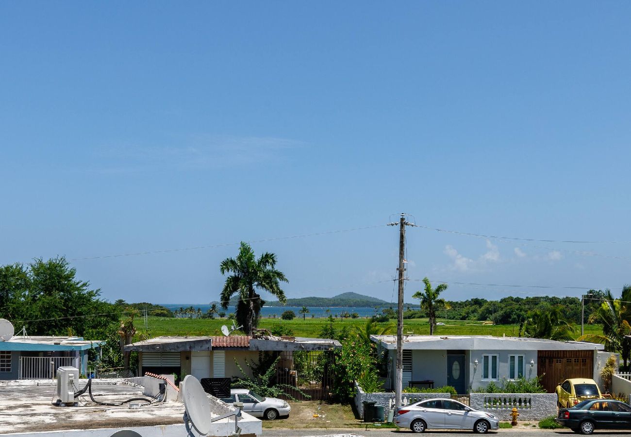 House in Ceiba - Stylish 3 Bed/2Bath with Pool & Solar Panels 