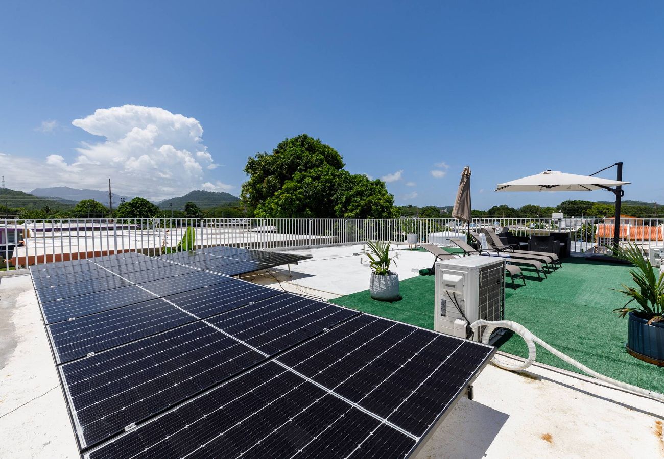 House in Ceiba - Stylish 3 Bed/2Bath with Pool & Solar Panels 