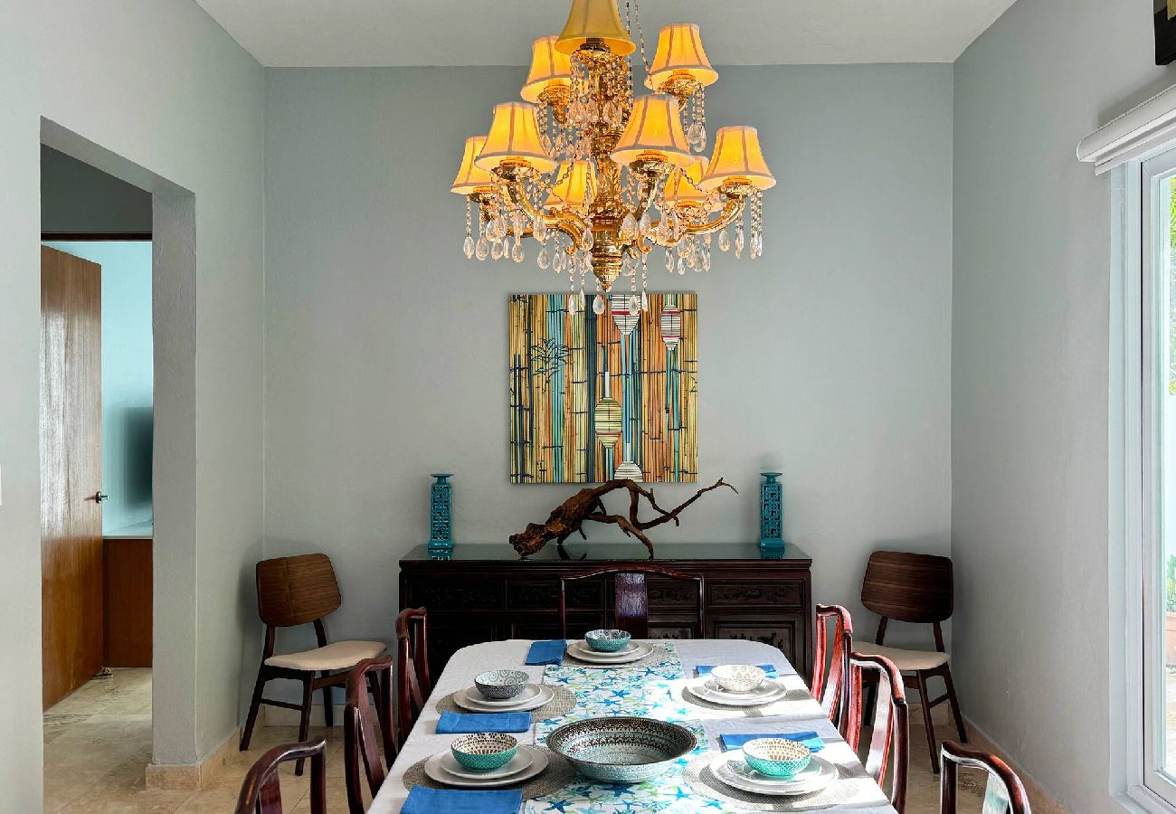 House in San Juan - Condado Laguna Villa w/Pool 5 Bd 3 Ba - Generator 