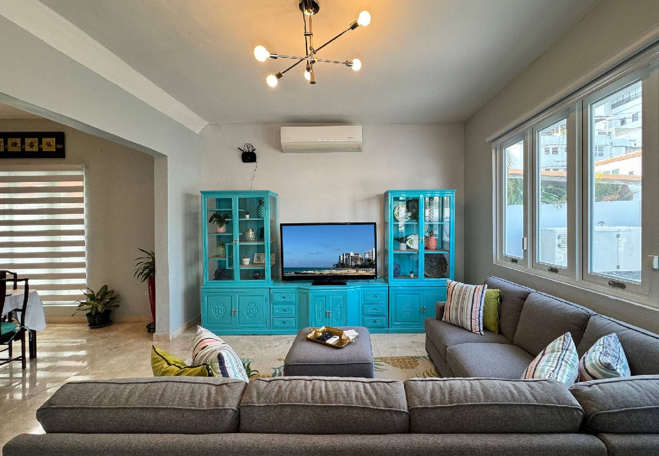 House in San Juan - Condado Laguna Villa w/Pool 5 Bd 3 Ba - Generator 
