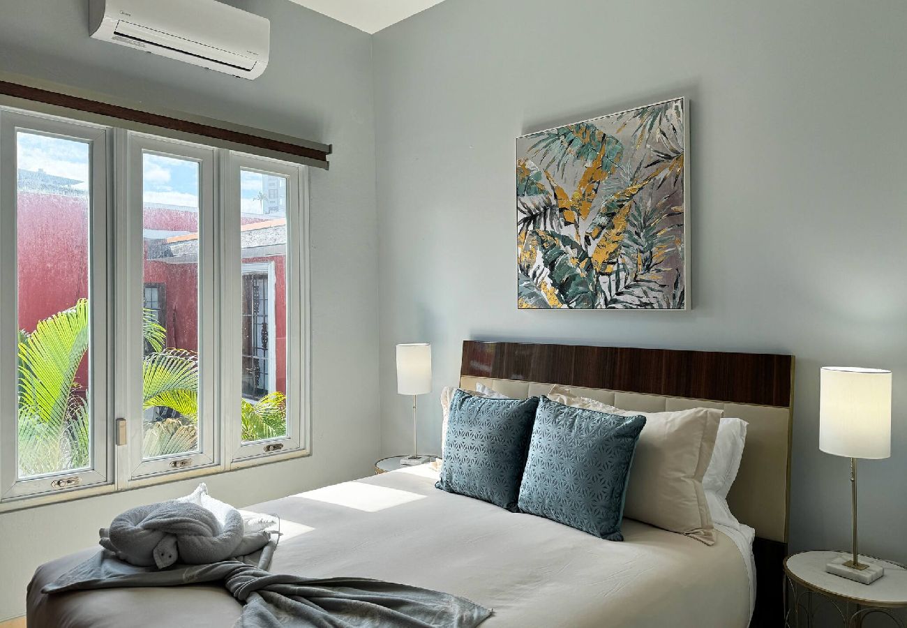 House in San Juan - Condado Laguna Villa w/Pool 5 Bd 3 Ba - Generator 