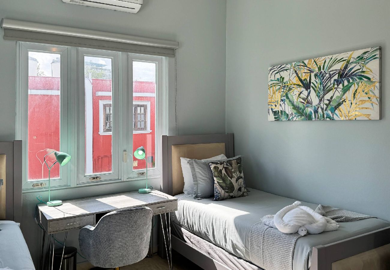 House in San Juan - Condado Laguna Villa w/Pool 5 Bd 3 Ba - Generator 