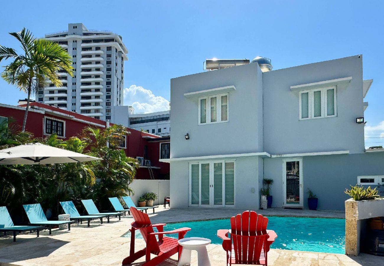 House in San Juan - Condado Laguna Villa w/Pool 5 Bd 3 Ba - Generator 