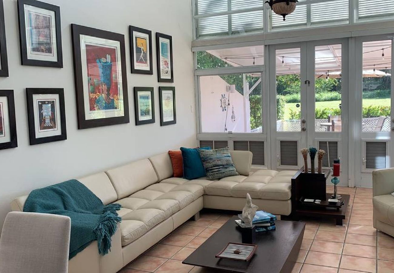 Villa in Dorado - Villa Merchan - 8 Guests - 4BR & 4 Bathrooms 