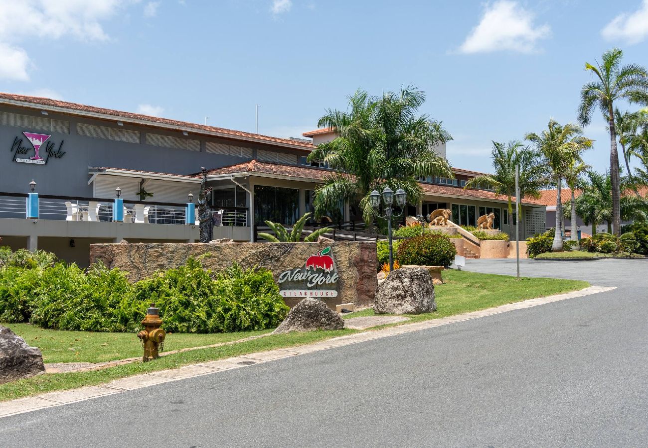 Villa in Dorado - Villa Merchan - 8 Guests - 4BR & 4 Bathrooms 