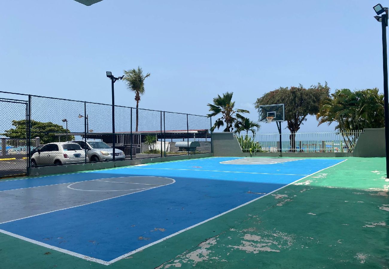 Apartment in Luquillo - Amazing sunset/ ocean view beachfront studio 